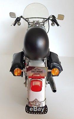 HARLEY DAVIDSON MOTO FLSTF Fatboy 1/4 POID 5.8 KG- BIEN LIRE POUR L'ENVOI