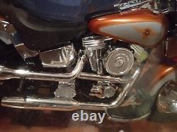 HARLEY DAVIDSON Moto 35 cm Année 1999 Collection RARE