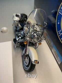 Harley Davidson Franklin Mint Road King White LIM Ed 1485/9900 Condition New