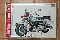 KIT 1/6 TAMIYA Harley Davidson FLH 1200 Police Bike MAQUETTE PROTAR SCALE 16016