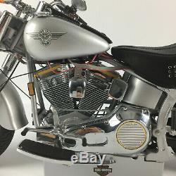 Maquette Moto Harley Davidson Fat Boy Echelle 14 Altaya + Fascicules 1 au 89