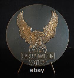 Médaille Duo Glide 1958 Harley-Davidson motorcycle eagle logo c1970 80mm moto