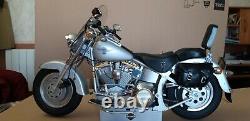 Moto De Collection Harley Davidson En Parfait Etat