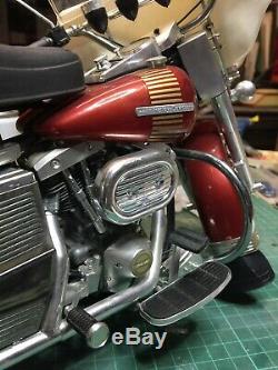 Moto Harley Davidson maquette Tamiya au 1/6 montée