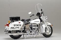 Tamiya maquette moto Harley Davidson FLH 1200 Police 1/6 16038