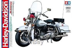 Tamiya maquette moto Harley Davidson FLH 1200 Police 1/6 16038